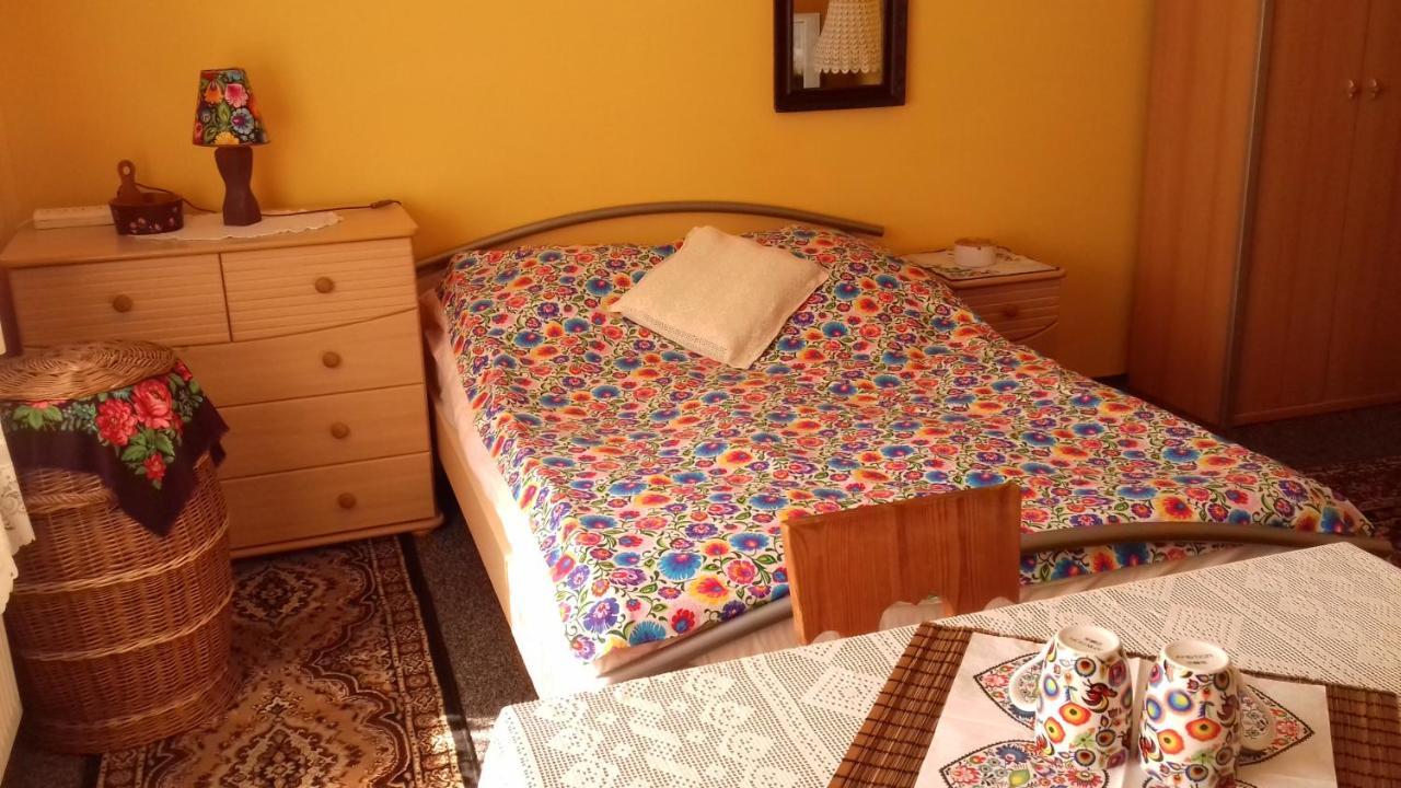 Dom Na Ludowo W Brzeznicy Apartment Brzeznica  Luaran gambar