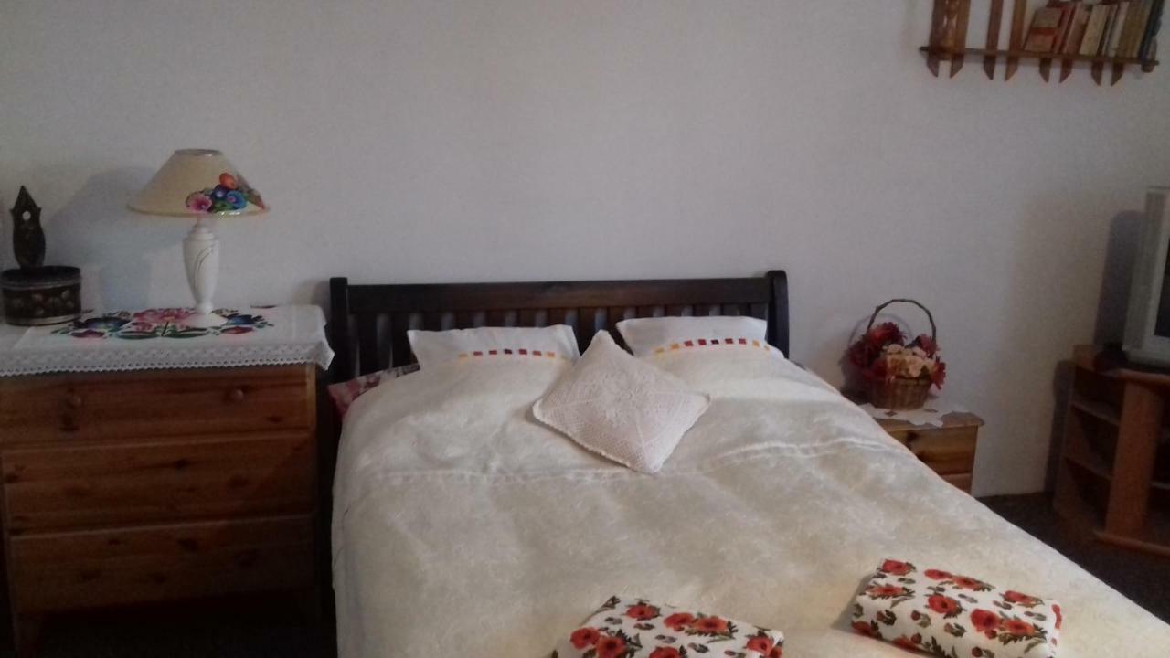 Dom Na Ludowo W Brzeznicy Apartment Brzeznica  Luaran gambar