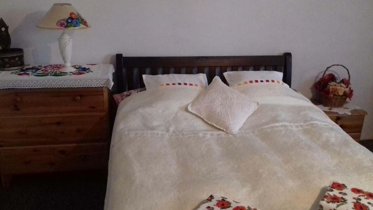 Dom Na Ludowo W Brzeznicy Apartment Brzeznica  Luaran gambar