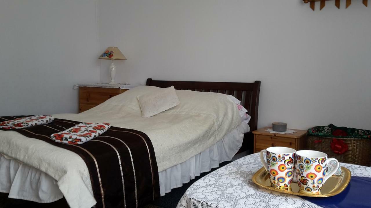 Dom Na Ludowo W Brzeznicy Apartment Brzeznica  Luaran gambar
